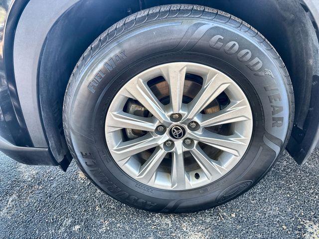 used 2024 Toyota Grand Highlander Hybrid car, priced at $45,105