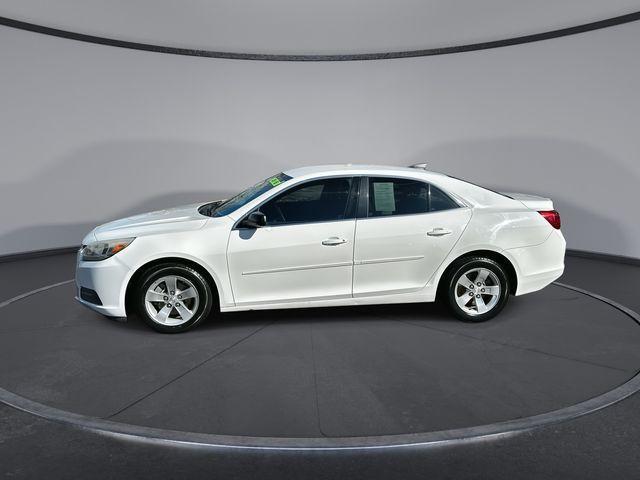 used 2015 Chevrolet Malibu car, priced at $7,914