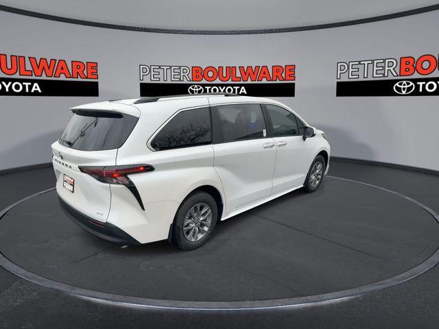 new 2025 Toyota Sienna car, priced at $43,347