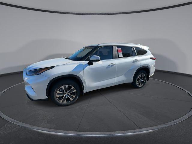 new 2026 Toyota Highlander car, priced at $47,744