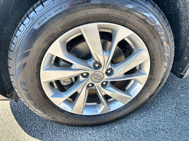 used 2021 Hyundai Tucson car, priced at $15,331