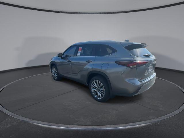 new 2025 Toyota Highlander car, priced at $53,069