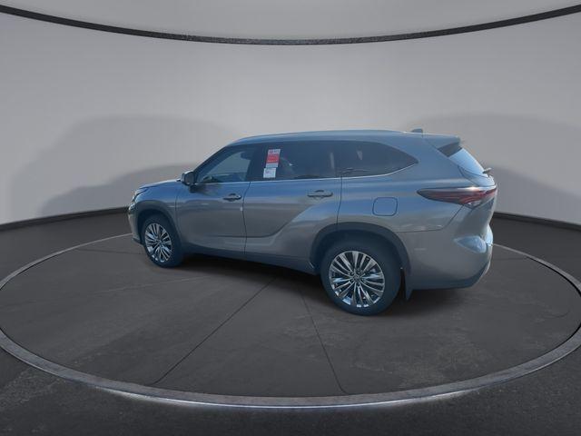 new 2025 Toyota Highlander car, priced at $53,069