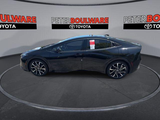 new 2025 Toyota Prius Plug-In Hybrid car, priced at $43,747