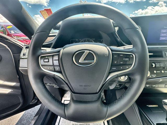 used 2023 Lexus ES 350 car, priced at $39,299