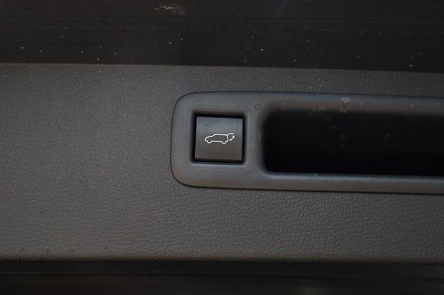 used 2023 Toyota Highlander Hybrid car, priced at $32,129