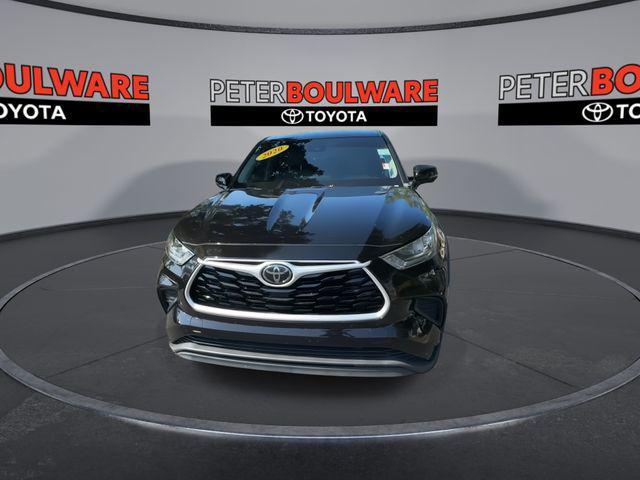 used 2020 Toyota Highlander car, priced at $25,589