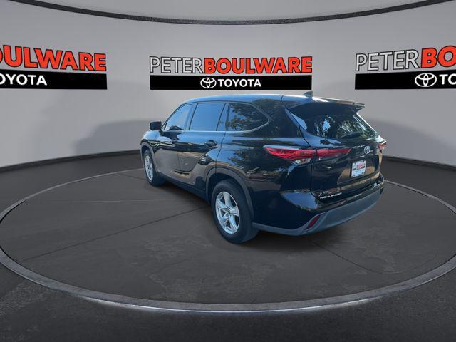 used 2020 Toyota Highlander car, priced at $25,589