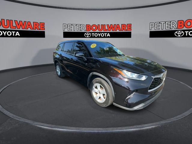 used 2020 Toyota Highlander car, priced at $25,589