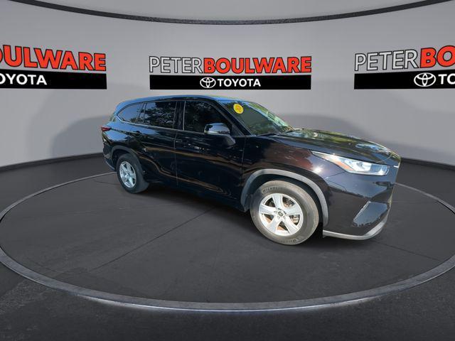 used 2020 Toyota Highlander car, priced at $25,589