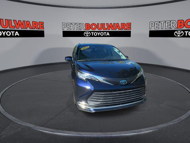 used 2021 Toyota Sienna car, priced at $35,719
