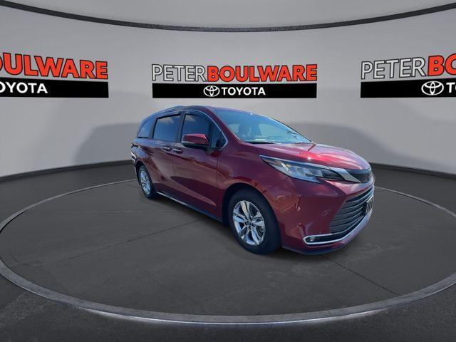 used 2023 Toyota Sienna car, priced at $48,593