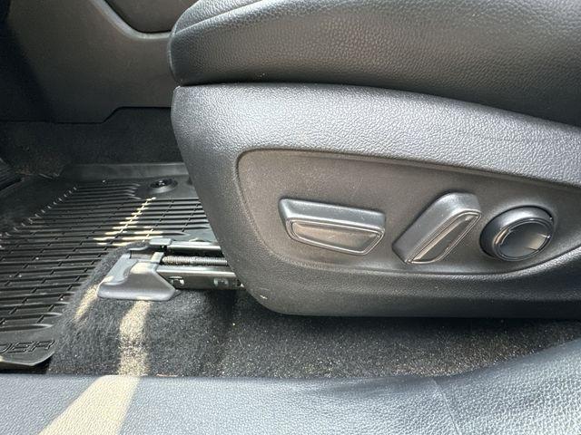 used 2021 Toyota Highlander car, priced at $25,976