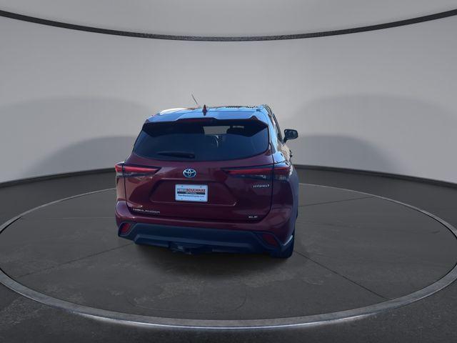 used 2023 Toyota Highlander Hybrid car, priced at $35,957