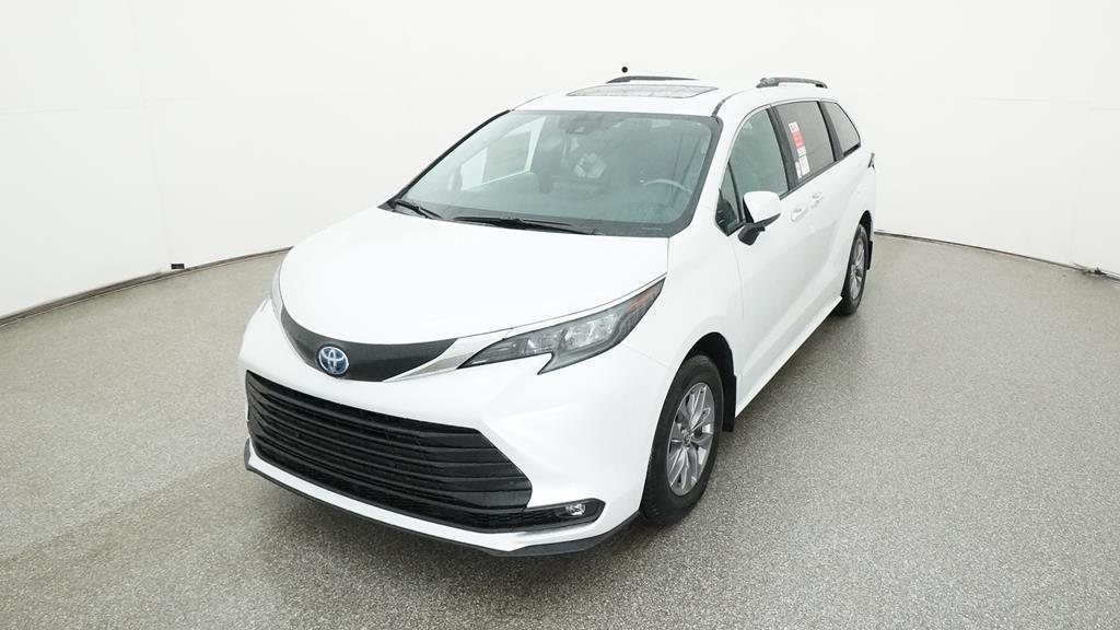 new 2025 Toyota Sienna car, priced at $45,588