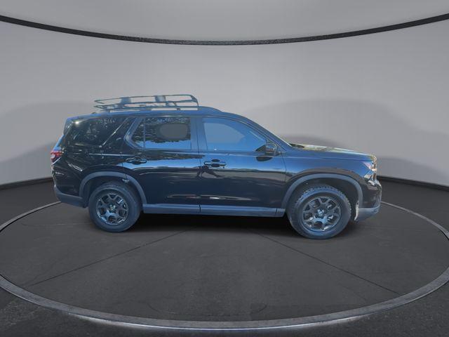 used 2023 Honda Pilot car, priced at $39,019
