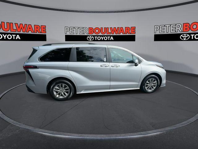 used 2024 Toyota Sienna car, priced at $49,013