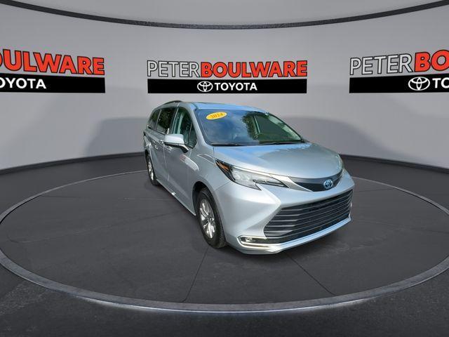 used 2024 Toyota Sienna car, priced at $49,013