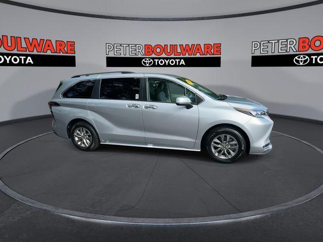 used 2024 Toyota Sienna car, priced at $49,013