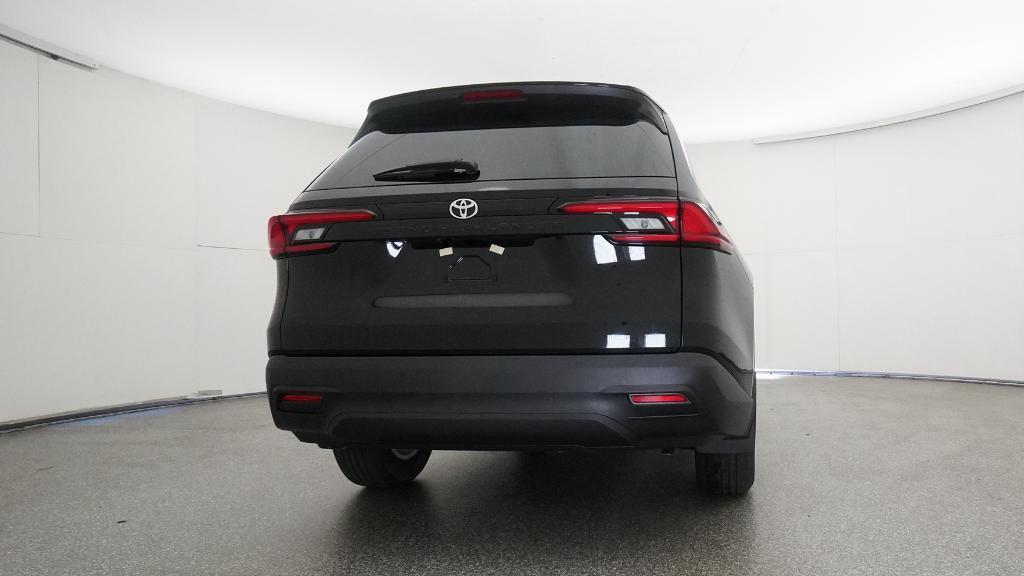 new 2026 Toyota Grand Highlander car, priced at $45,178