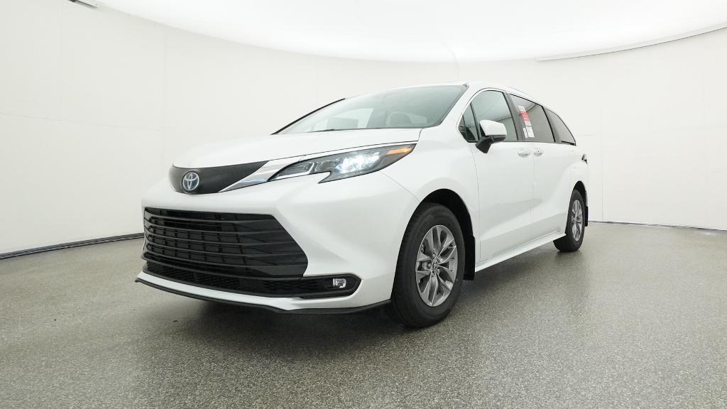 new 2025 Toyota Sienna car, priced at $47,272