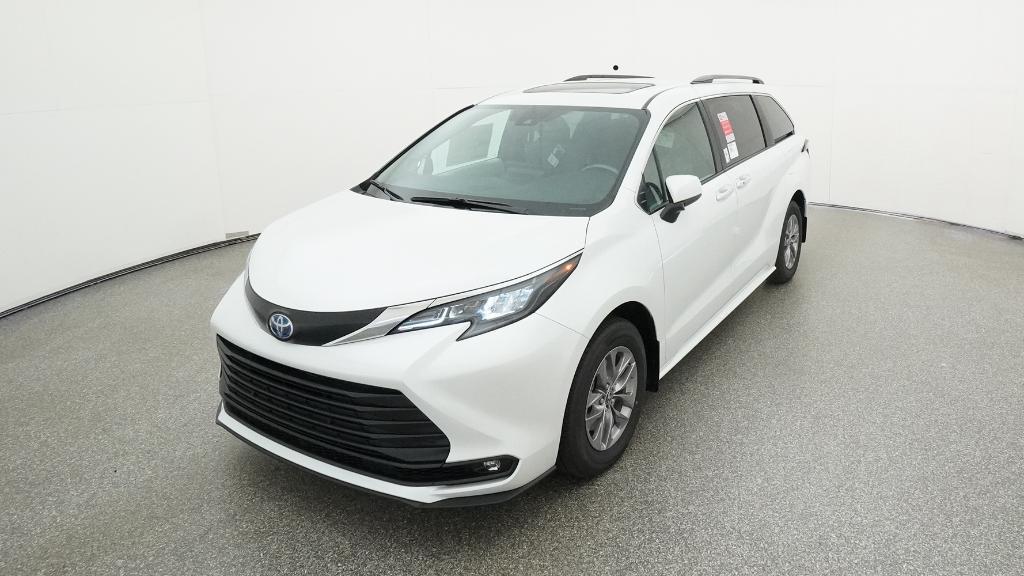 new 2025 Toyota Sienna car, priced at $47,272