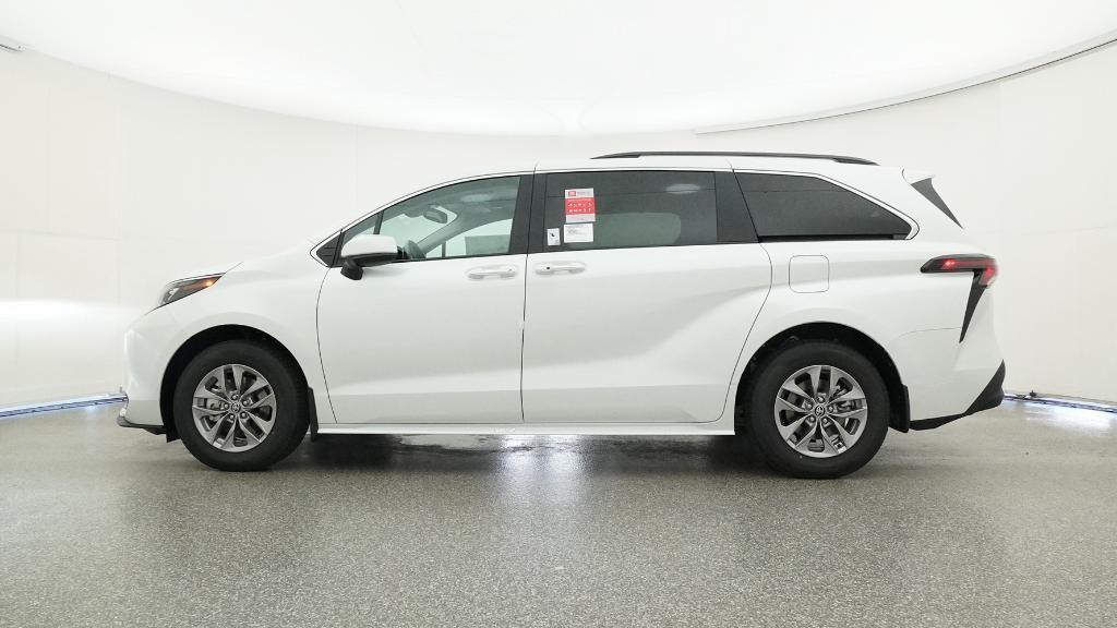 new 2025 Toyota Sienna car, priced at $47,272