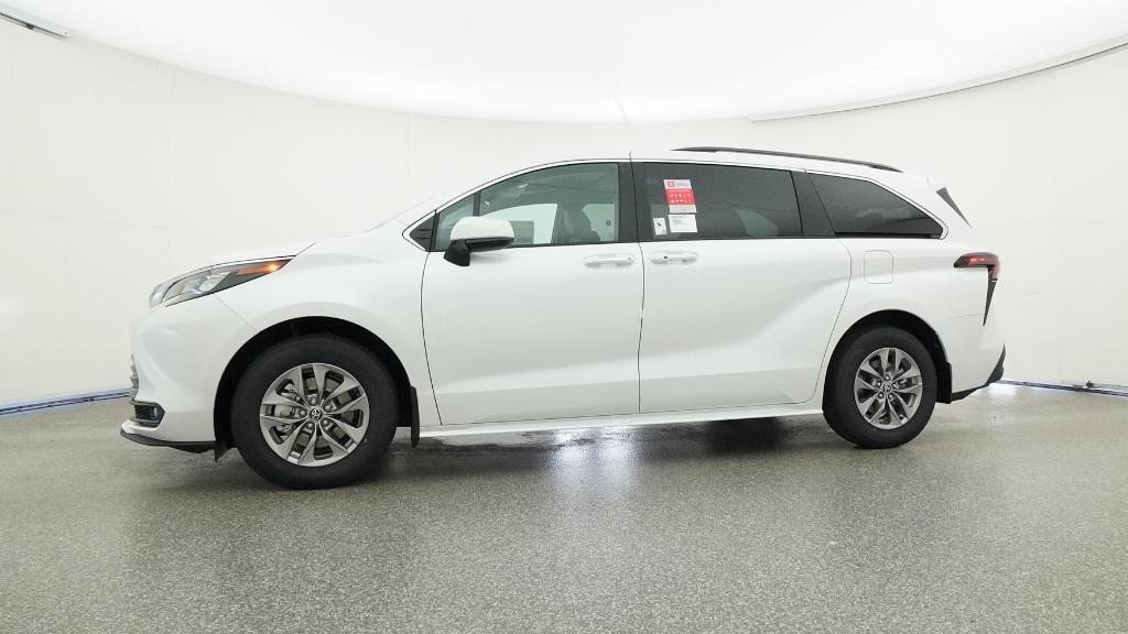 new 2025 Toyota Sienna car, priced at $47,272