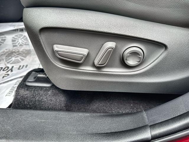 used 2023 Toyota Highlander Hybrid car, priced at $43,314