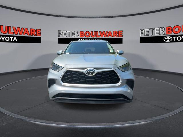 used 2023 Toyota Highlander car, priced at $27,798