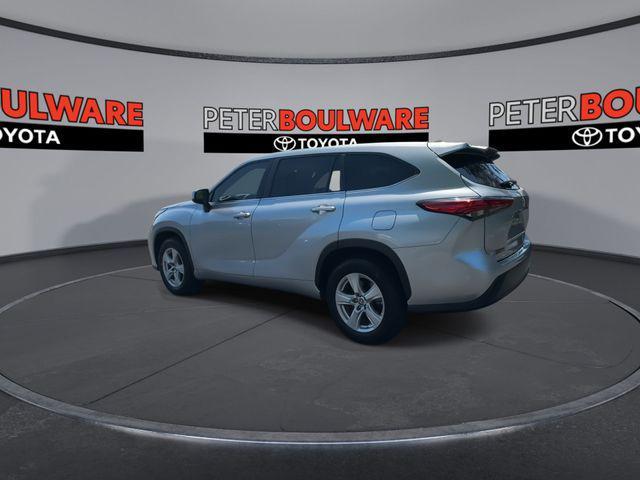 used 2023 Toyota Highlander car, priced at $27,798