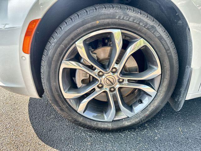 used 2021 Chrysler Pacifica car, priced at $34,289