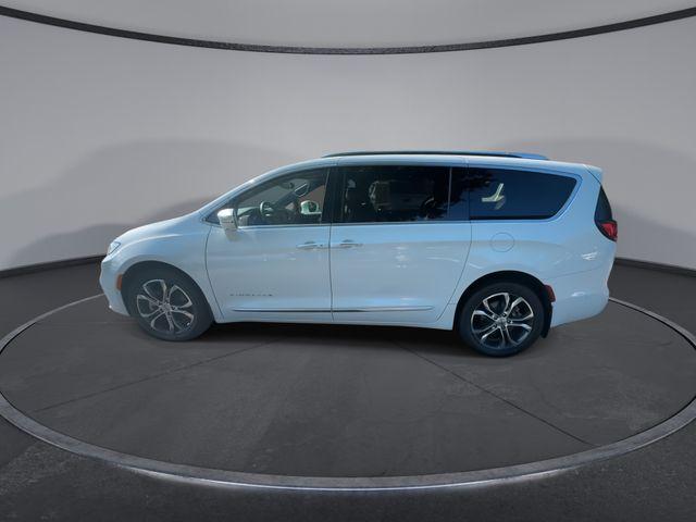 used 2021 Chrysler Pacifica car, priced at $34,289