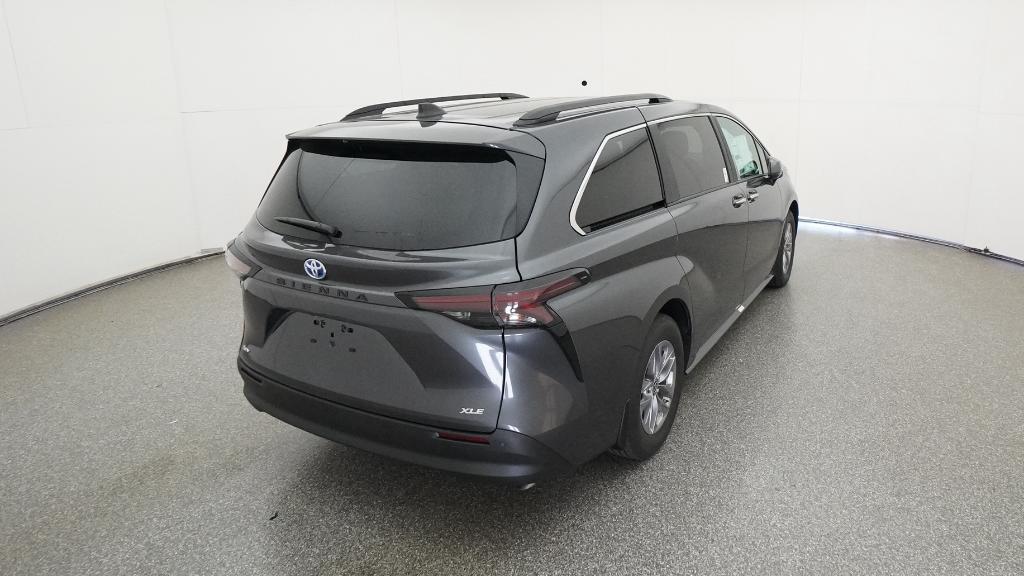 new 2025 Toyota Sienna car, priced at $47,211