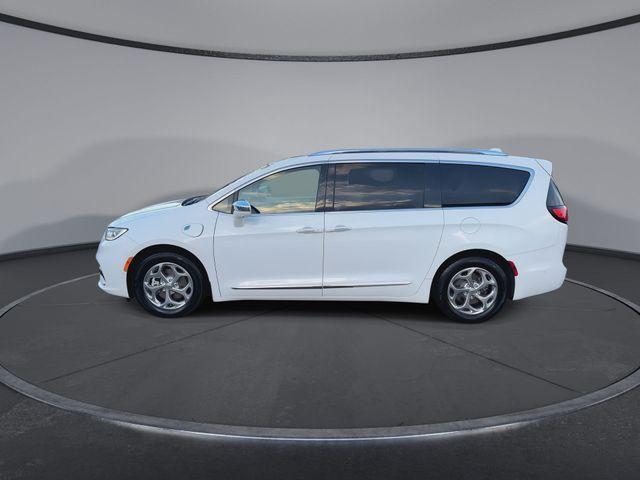 used 2021 Chrysler Pacifica Hybrid car, priced at $23,232