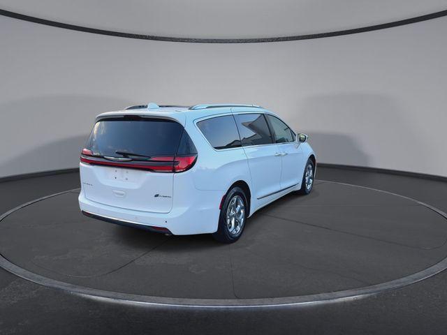 used 2021 Chrysler Pacifica Hybrid car, priced at $23,232