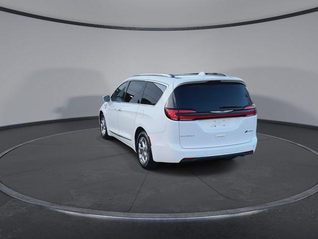 used 2021 Chrysler Pacifica Hybrid car, priced at $23,232