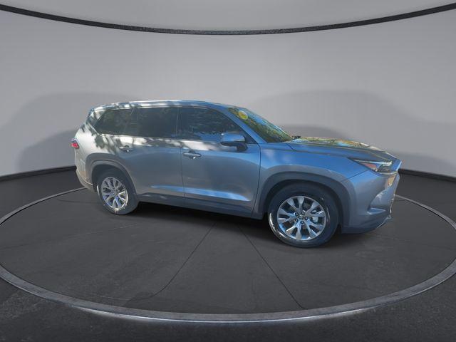 used 2025 Toyota Grand Highlander Hybrid car, priced at $55,897