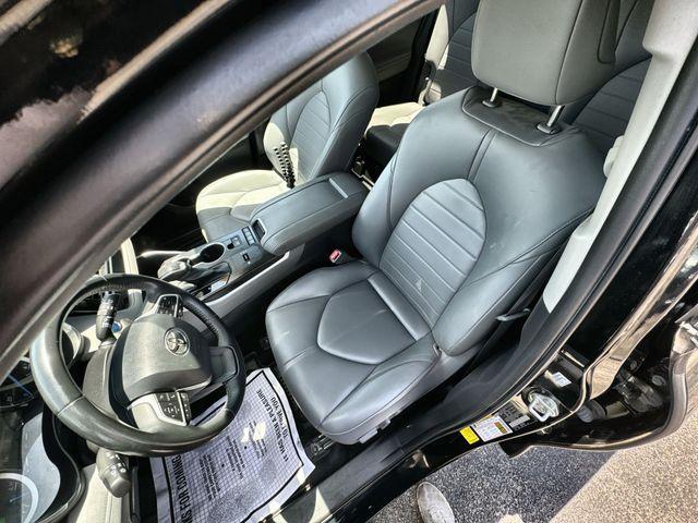 used 2022 Toyota Highlander Hybrid car, priced at $33,769