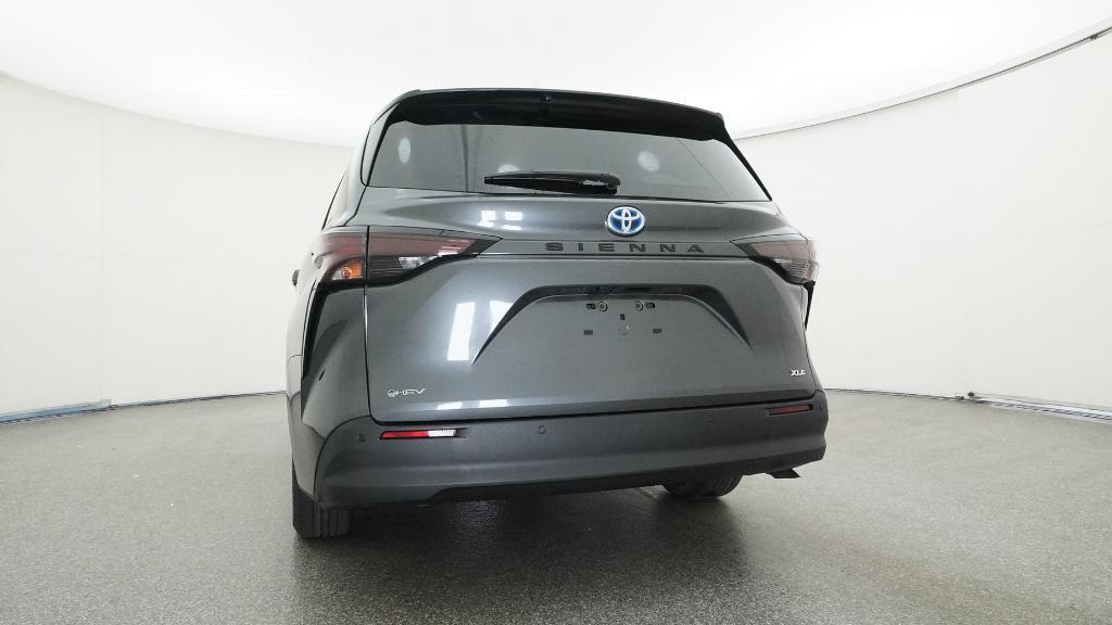 new 2025 Toyota Sienna car, priced at $44,573