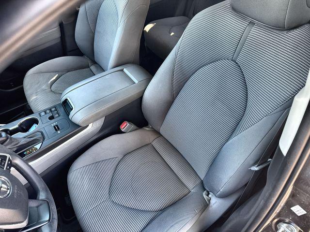 used 2023 Toyota Highlander car, priced at $37,171