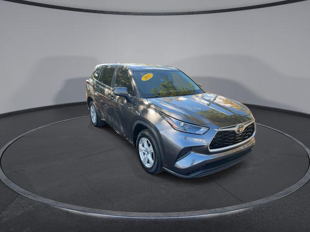 used 2023 Toyota Highlander car, priced at $37,171