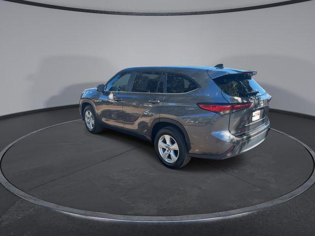 used 2023 Toyota Highlander car, priced at $37,171