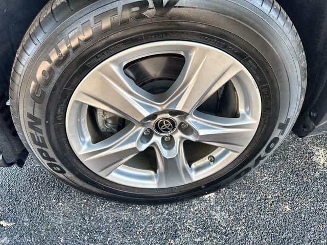 used 2023 Toyota Highlander car, priced at $37,171