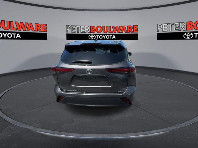 used 2023 Toyota Highlander car, priced at $39,396