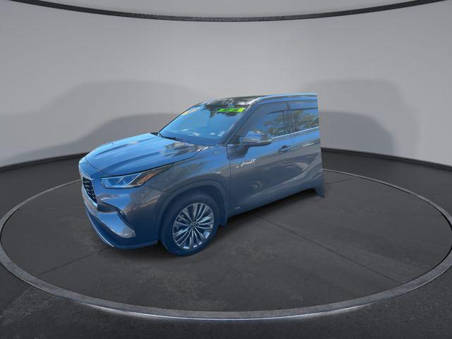 used 2021 Toyota Highlander Hybrid car, priced at $34,809