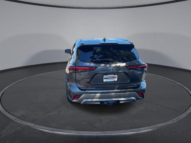 used 2021 Toyota Highlander Hybrid car, priced at $34,809