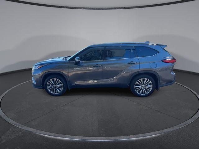used 2021 Toyota Highlander Hybrid car, priced at $34,809