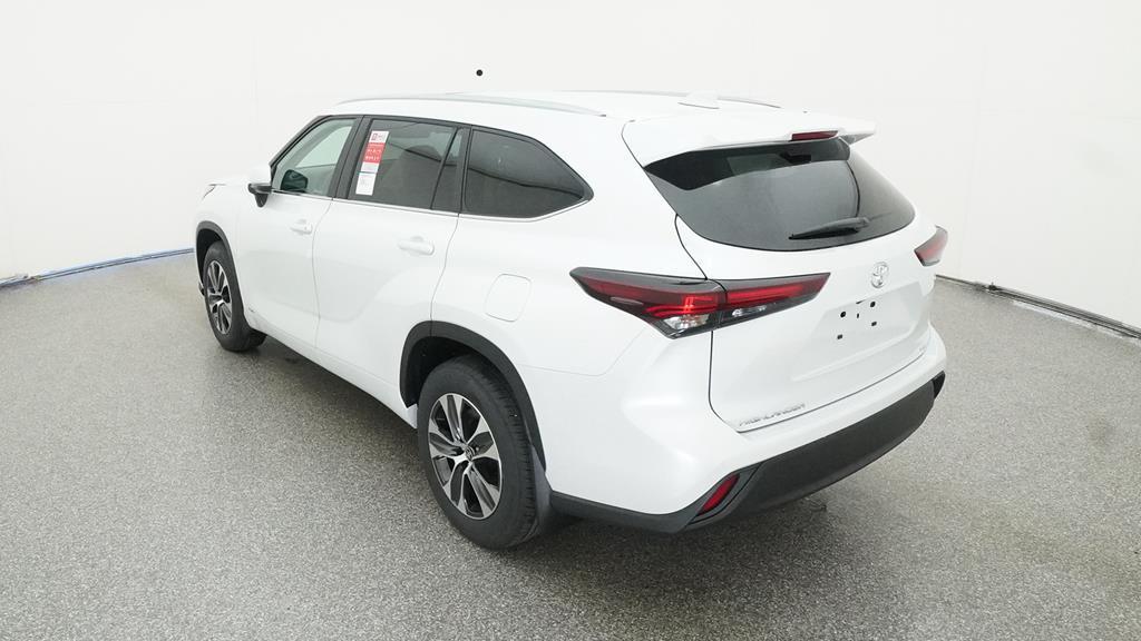 new 2025 Toyota Highlander Hybrid car