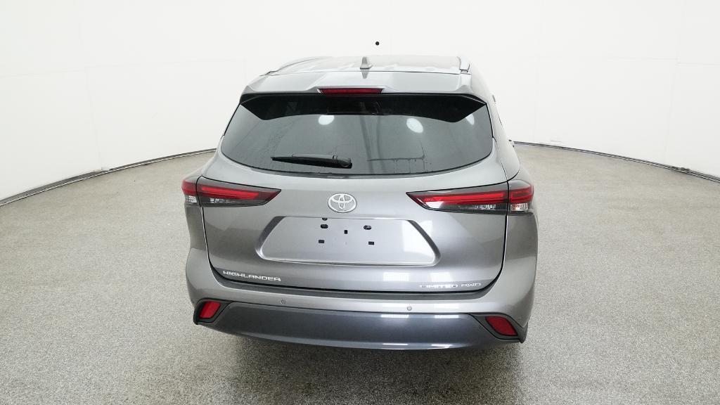 new 2026 Toyota Highlander car, priced at $52,199